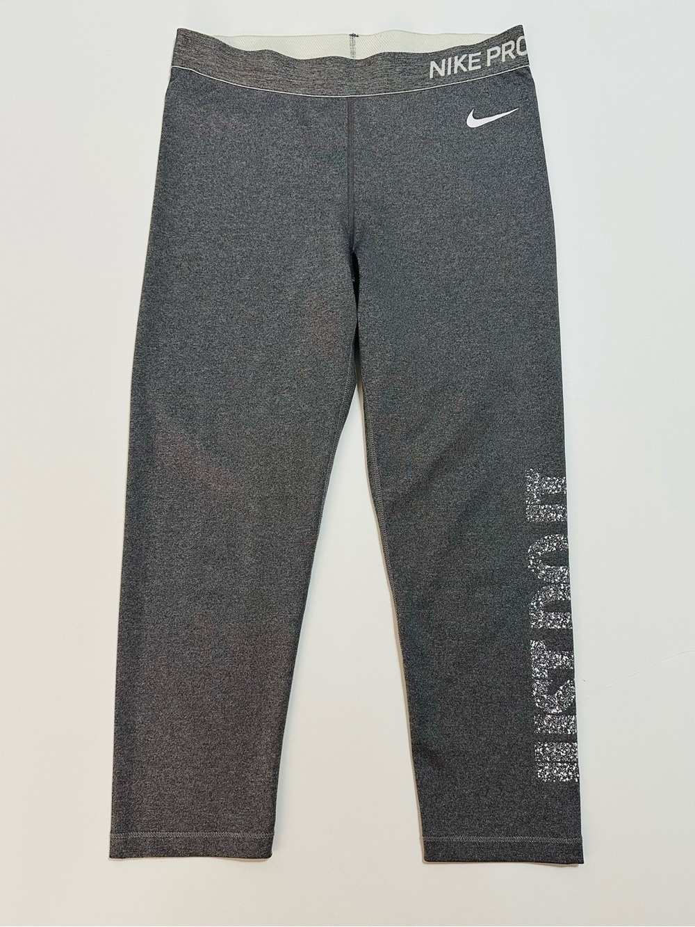 NIKE PRO DRI FIT CAPRI LEGGINGS WOMENS LARGE GRAY JUST DO IT GRAPHIC ACTIVEWEAR - Picture 2 of 11